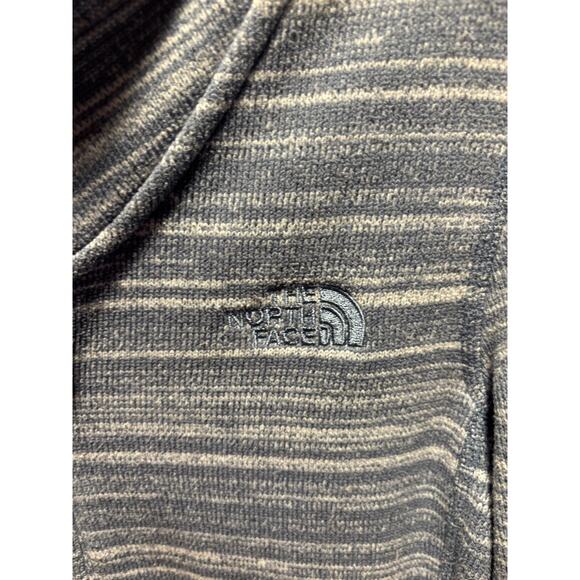 Women’s North Face full zip sweatshirt‎ - Picture 4 of 4